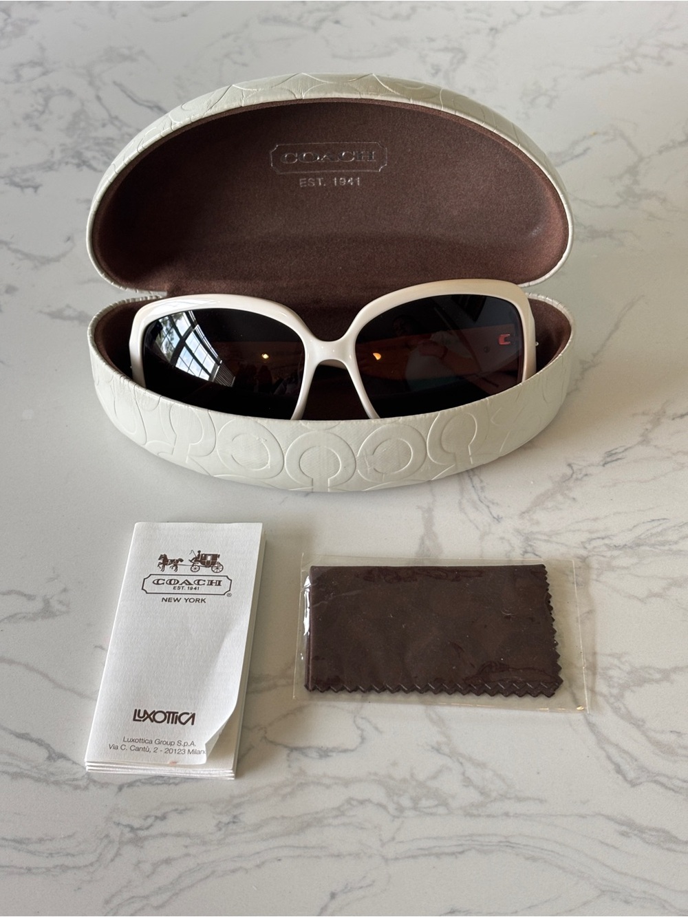 Vintage Coach Women's Oversized Sunglasses with Brown Gradient Lenses